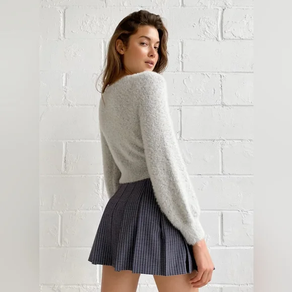 Sunday Best Kitten Sweater - Picture 17 of 17